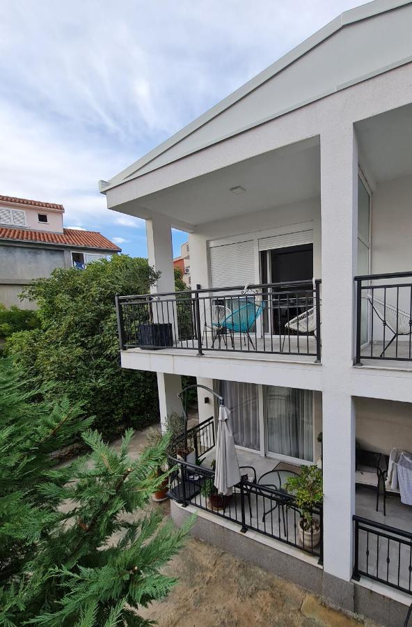 Apartments Tivat Exterior photo