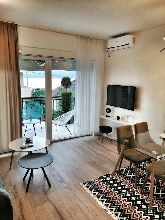 Apartments Tivat Exterior photo